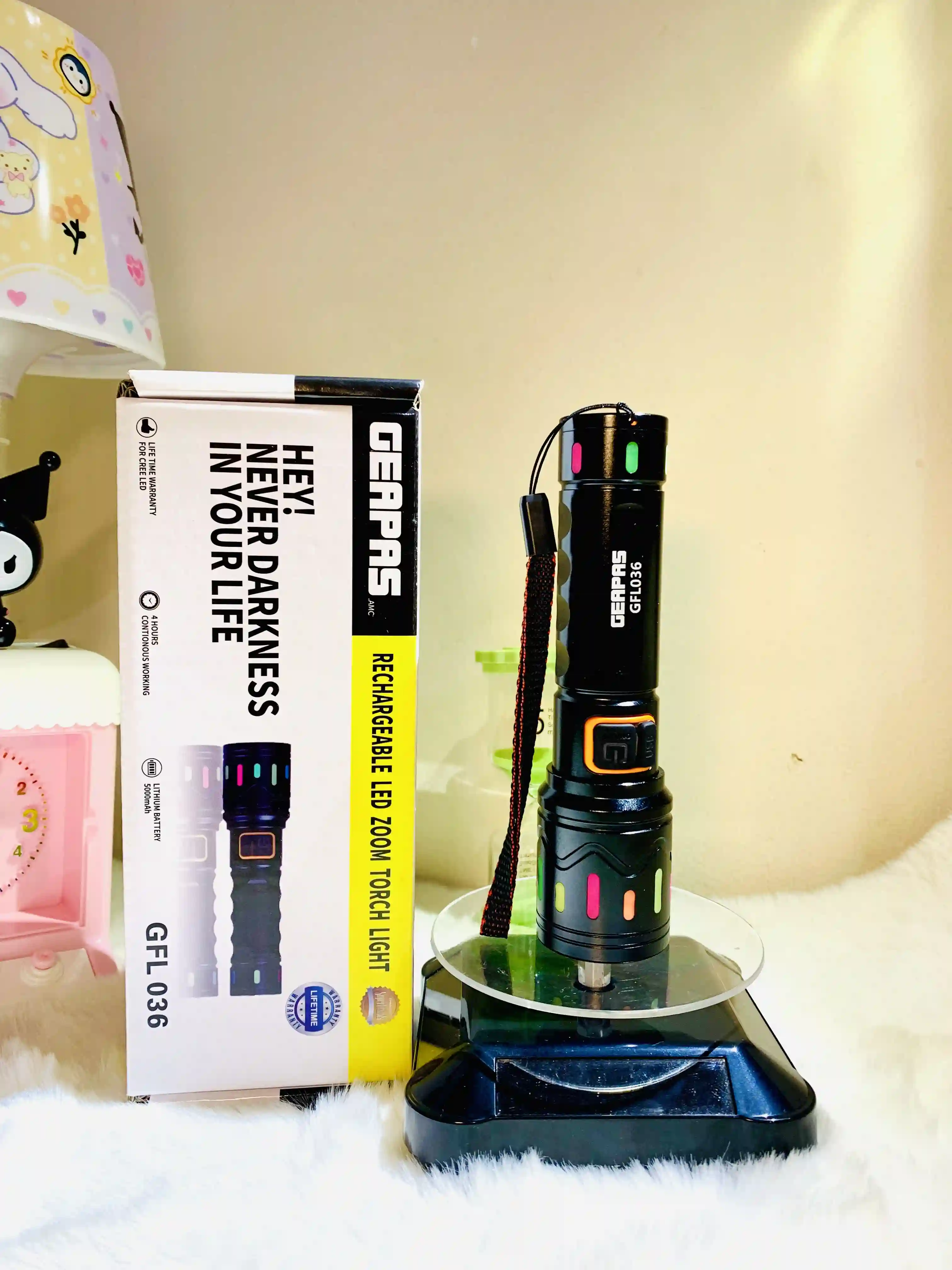 LASER LED Zoom Flashlight /Torch 